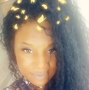 Meet your Posher, Shania